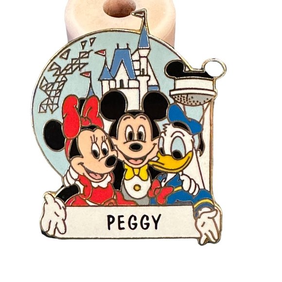 Disney Pin Mickey Minnie Donald Duck Peggy Trading Lapel Pin Authentic Vintage - Picture 1 of 4